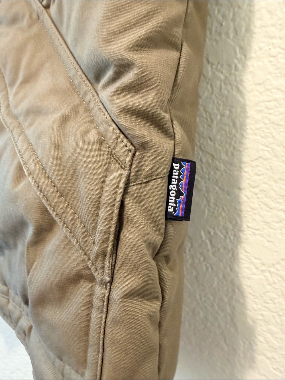Patagonia Army Green Puffer Vest Toggle Front Women’s Small Outdoor Gorpcore - Picture 4 of 5
